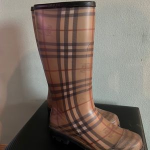 Burberry rain boots